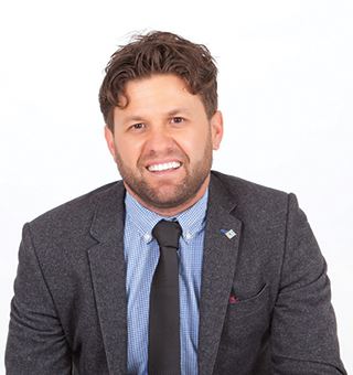 Meet our Financial Adviser : Sacha Sanders